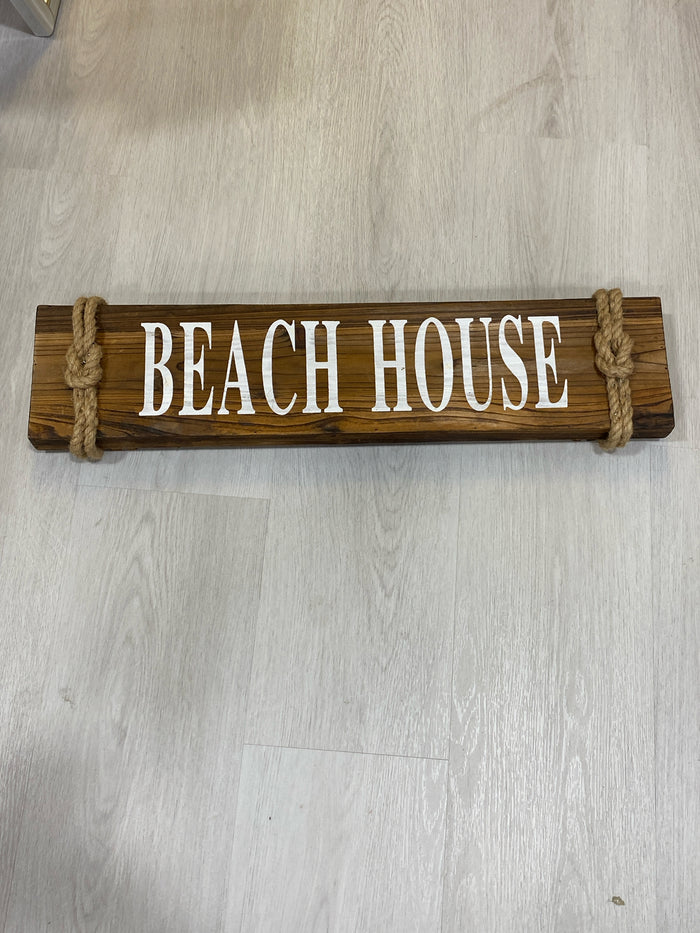 BEACH HOUSE WALL DECOR