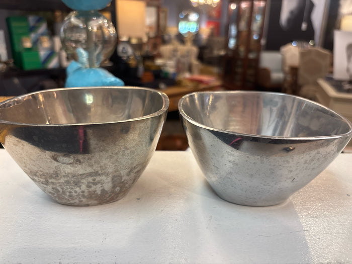 SET OF TWO MEXICAN SILVER SNACK BOWLS
