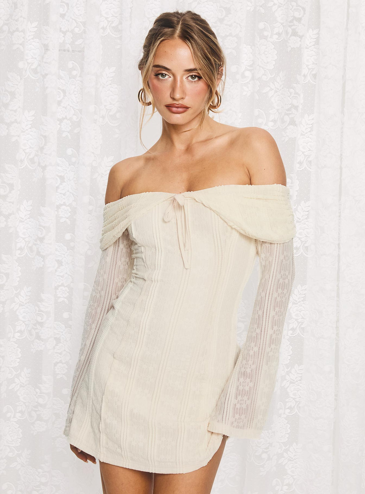 Colettie Long Sleeve Mini Dress Cream