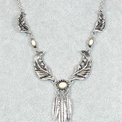 18" Silver Feather Necklace
