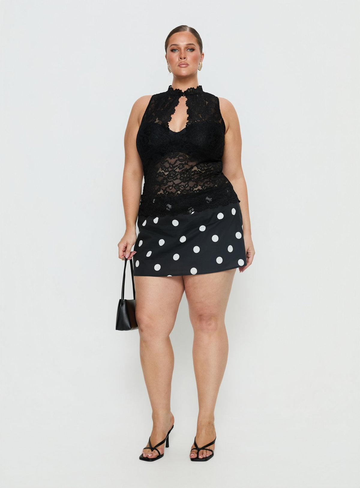 Quinbie Lace Sleeveless Top Black Curve