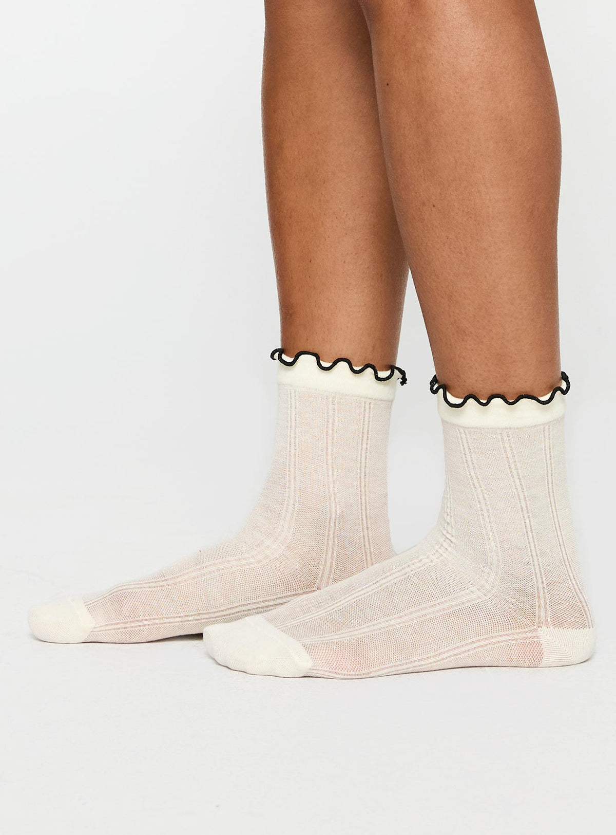 Set For Life Frill Socks White / Black