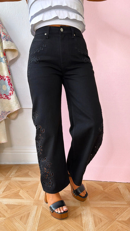 Eyelet Floral Barrel Jeans, Black