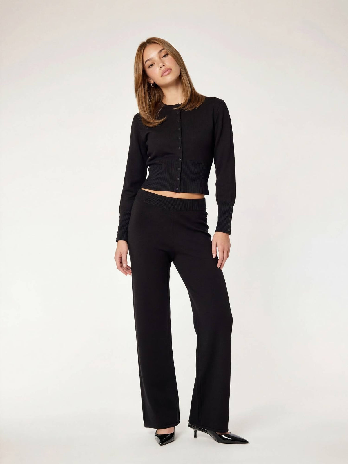 FAYE - Fitted Cardigan • Black