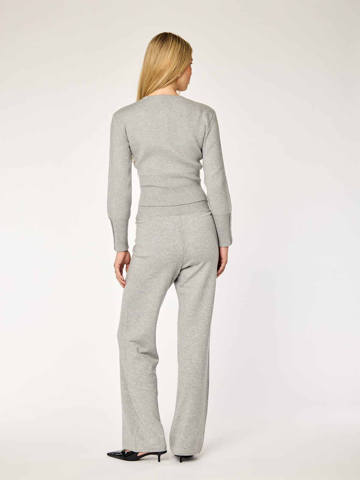 FAYE - Fitted Cardigan • Grey