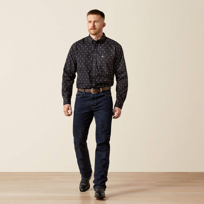 Ariat Men's L/S Classic Fit Diamond Print Button Down Shirt in Black