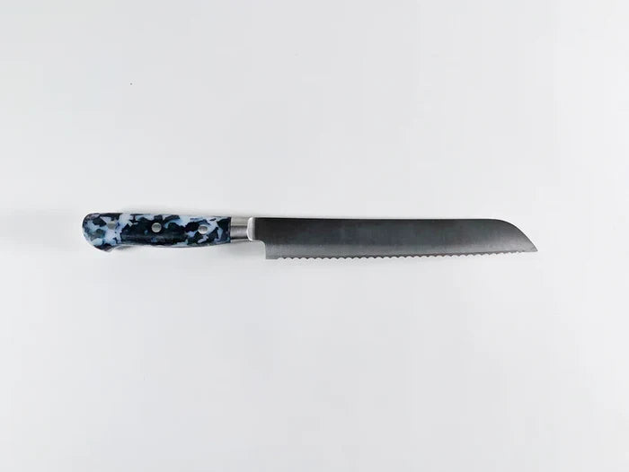 BLACK AND WHITE BREAD KNIFE