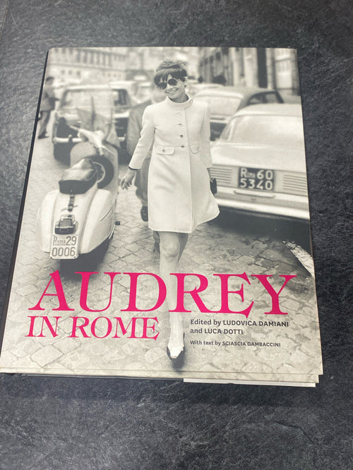 COFFEE TABLE BOOK AUDREY IN ROME