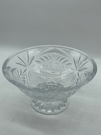 CRYSTAL FLUTED BOWL WITH STARBURST DESIGN