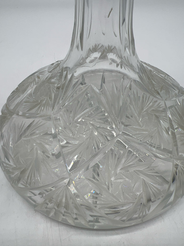 DECANTER CRYSTAL PINWHEEL STARBURST PATTERN