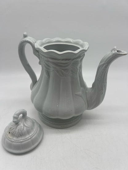 ELSMORE & FOSTER TEAPOT WHITE WHEAT DETAIL