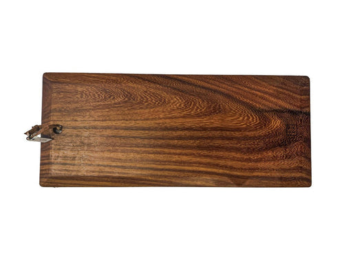 ITZA WOOD CUTTING AND SERVING BOARD IN MANICHICHE