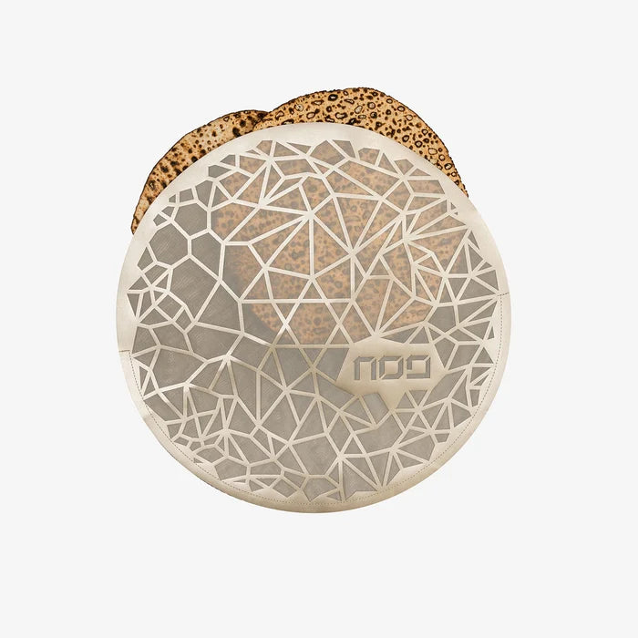 MATZO COVER IN GEOMETRIC DESIGN IN CHAMPAGNE