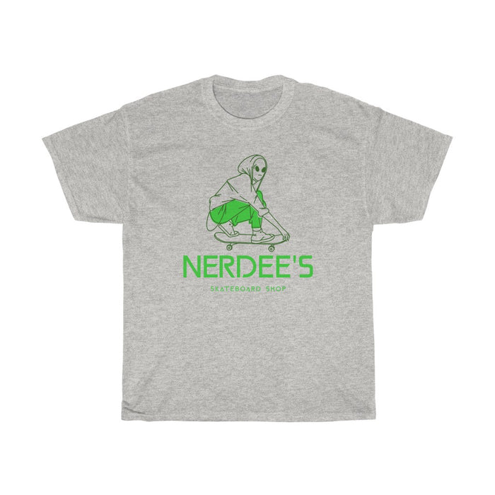 Nerdee's "Alien Skater" - Unisex Heavy Cotton Tee