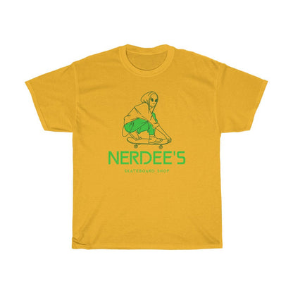 Nerdee's "Alien Skater" - Unisex Heavy Cotton Tee