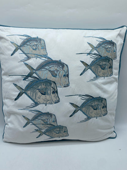 OUTDOOR DECORATIVE PILLOW SUN RESISTANT LOOKDOWN SEAGLASS