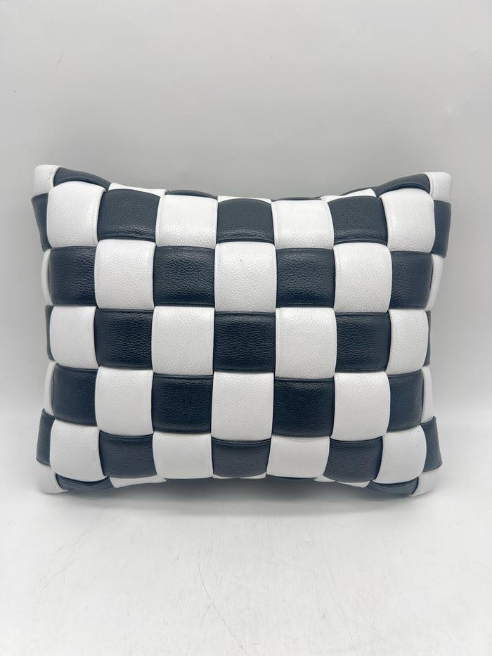 PILLOW LEATHER BLACK & WHITE CHECKERED