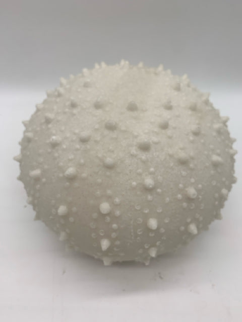 SANDSTONE URCHIN LAMP MEDIUM