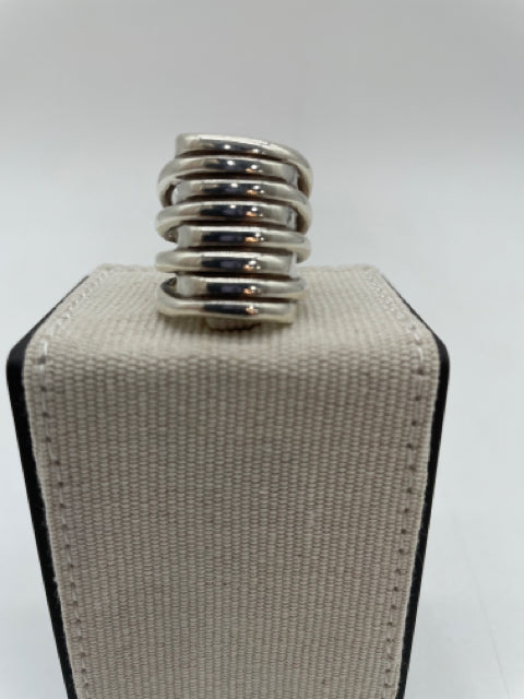 UNO DE 50 TORNADO RING SILVER SIZE 7.50