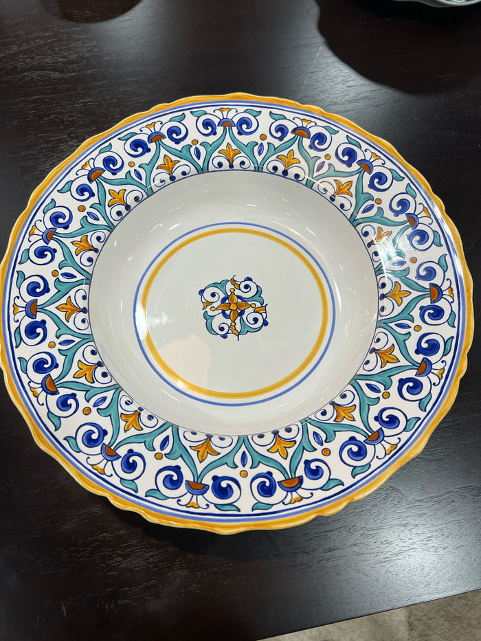 WILLIAMS SONOMA SERVING BOWL SCROLLWORK DESIGN SCALLOP RIM