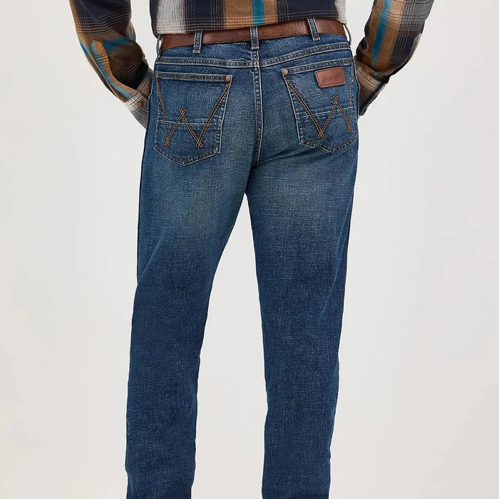Wrangler Retro Men's Slim Fit Straight Leg Jean in Jasper