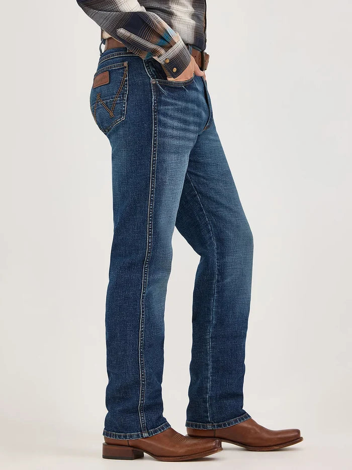 Wrangler Retro Men's Slim Fit Straight Leg Jean in Jasper