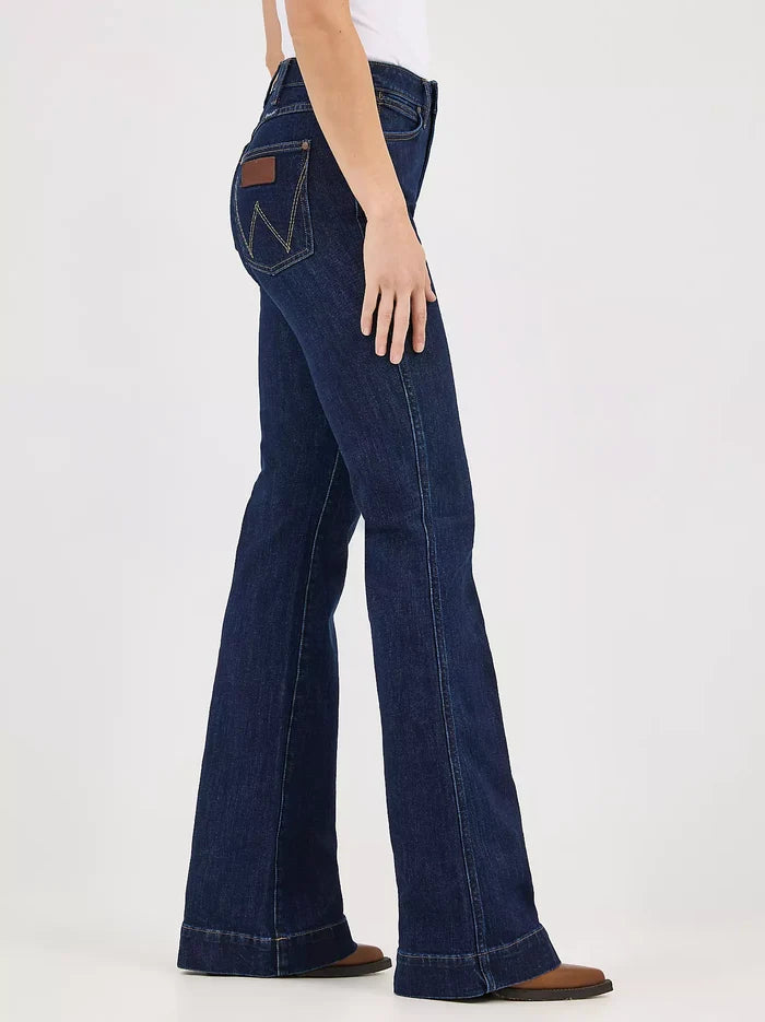 Wrangler Retro Women's Bailey High Rise Trouser in Vanessa