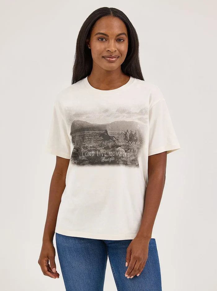 Wrangler Retro Women's Girlfriend Fit Western Graphic Tee in White Print